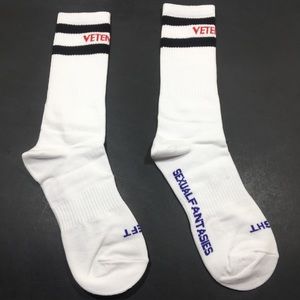 vetements sock. womens large (approx size 8-10)